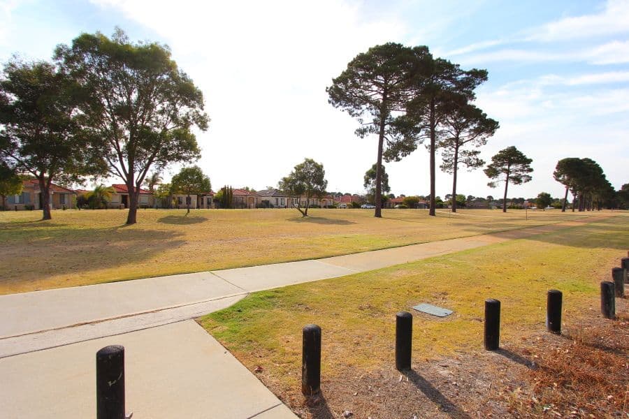 8 Toulon Lane, ELLENBROOK WA 6069, Ellenbrook - Thumbnail 3