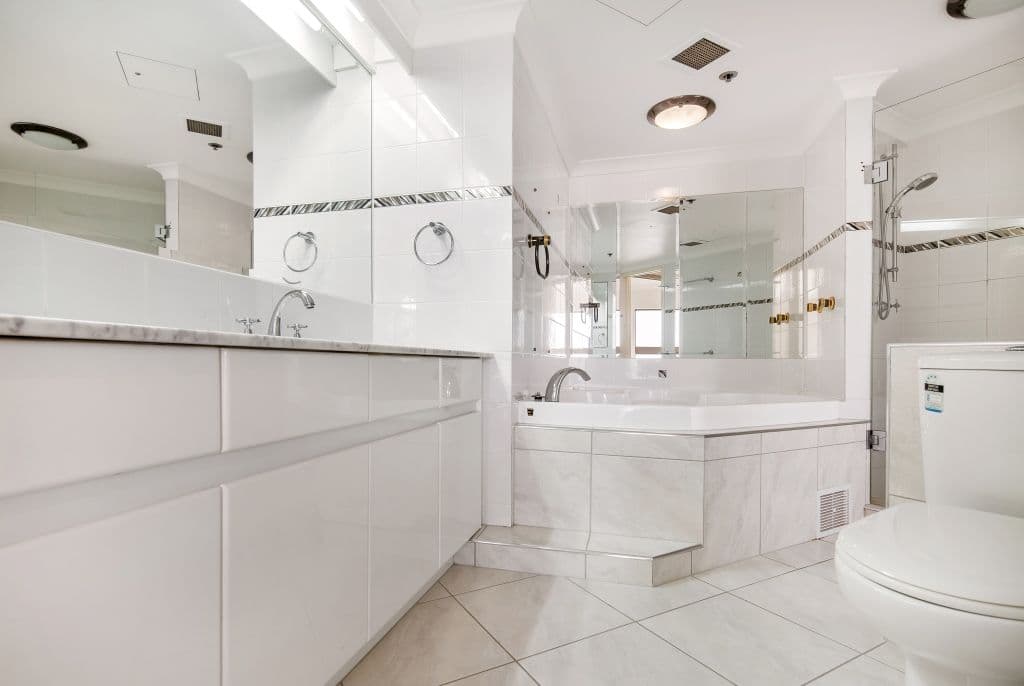 Unit 68 'Atlantis West' 2 Admiralty Drive, SURFERS PARADISE QLD 4217, Surfers Paradise - Thumbnail 7