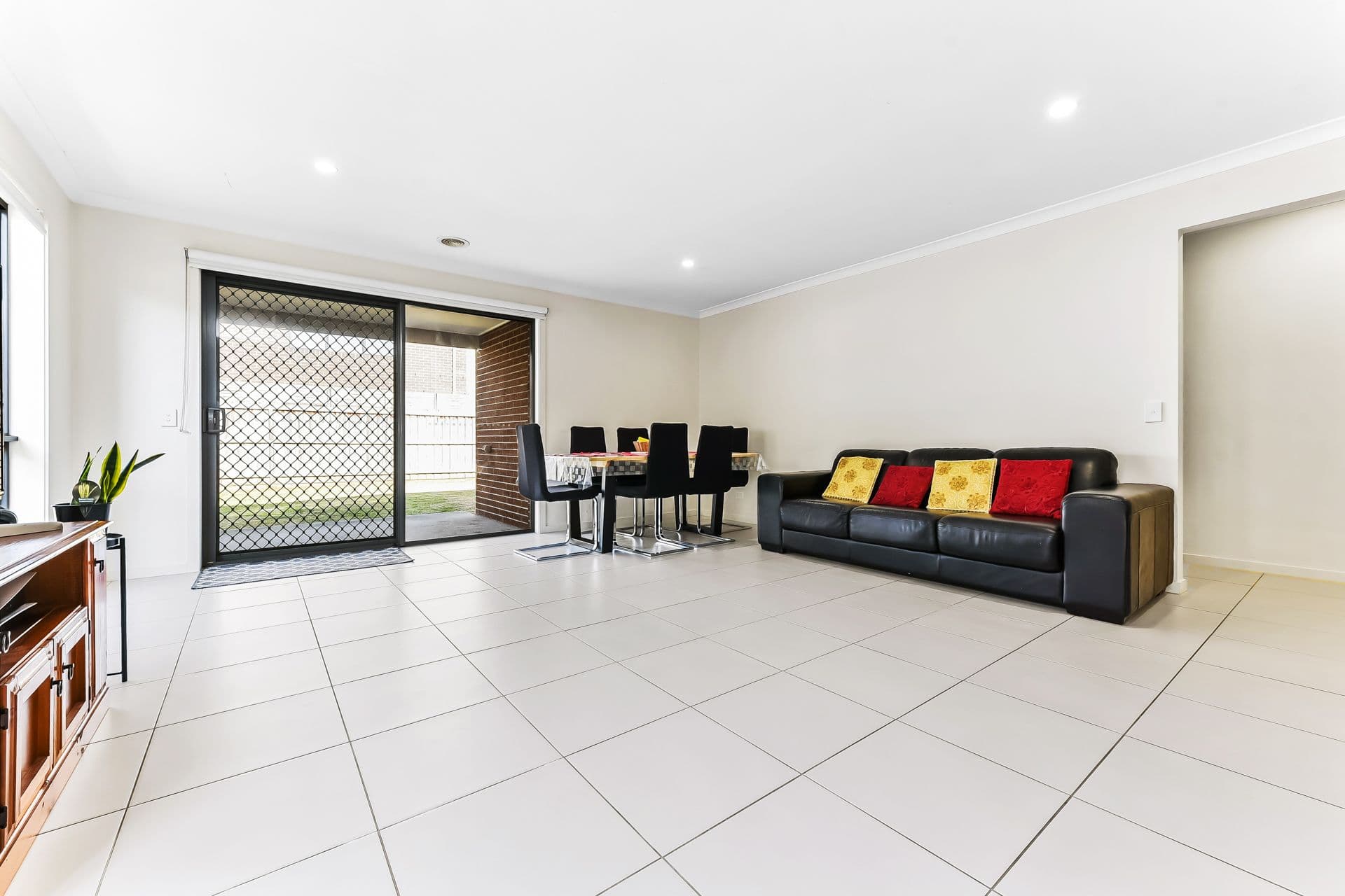 14 Destiny Drive, Cranbourne North VIC 3977, Cranbourne North - Thumbnail 6
