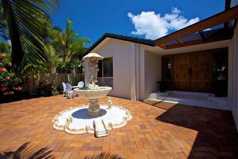10 Midnight Court, RUNAWAY BAY QLD 4216, Runaway Bay - Thumbnail 6
