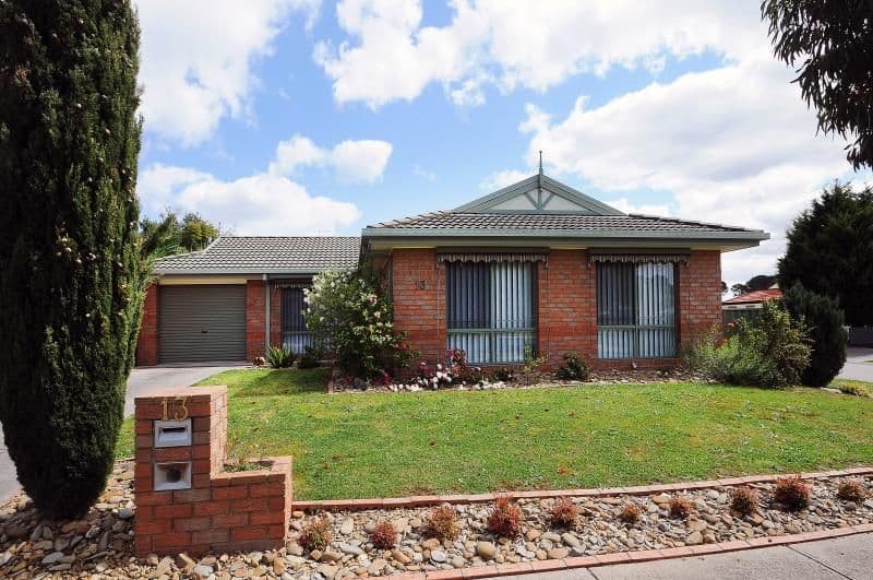 13 James McFarlane Wynd, Skye VIC 3977, Skye - Image 1