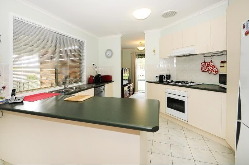 13 James McFarlane Wynd, Skye VIC 3977, Skye - Thumbnail 2