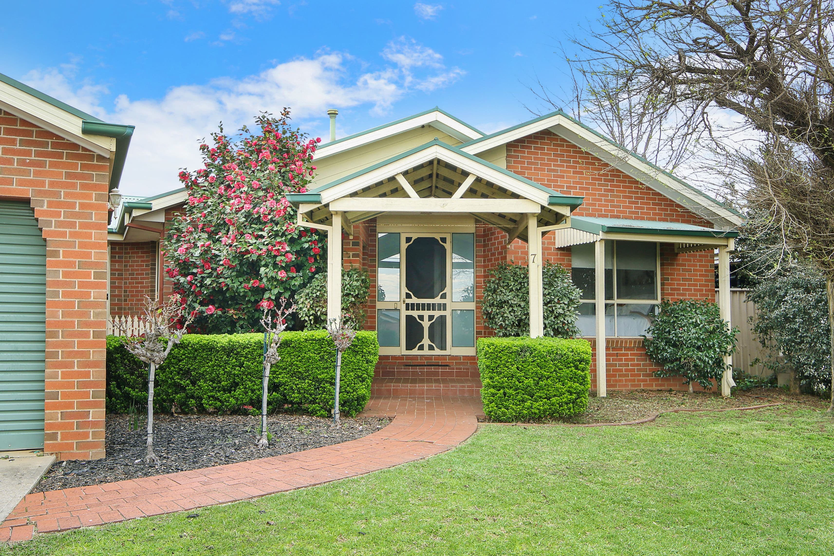 7 Mashie Way, West Wodonga VIC 3690, West Wodonga - Thumbnail 2
