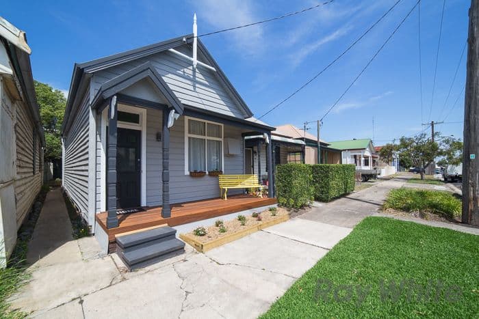 8 Bourke Street, CARRINGTON NSW 2294, Carrington - Image 1