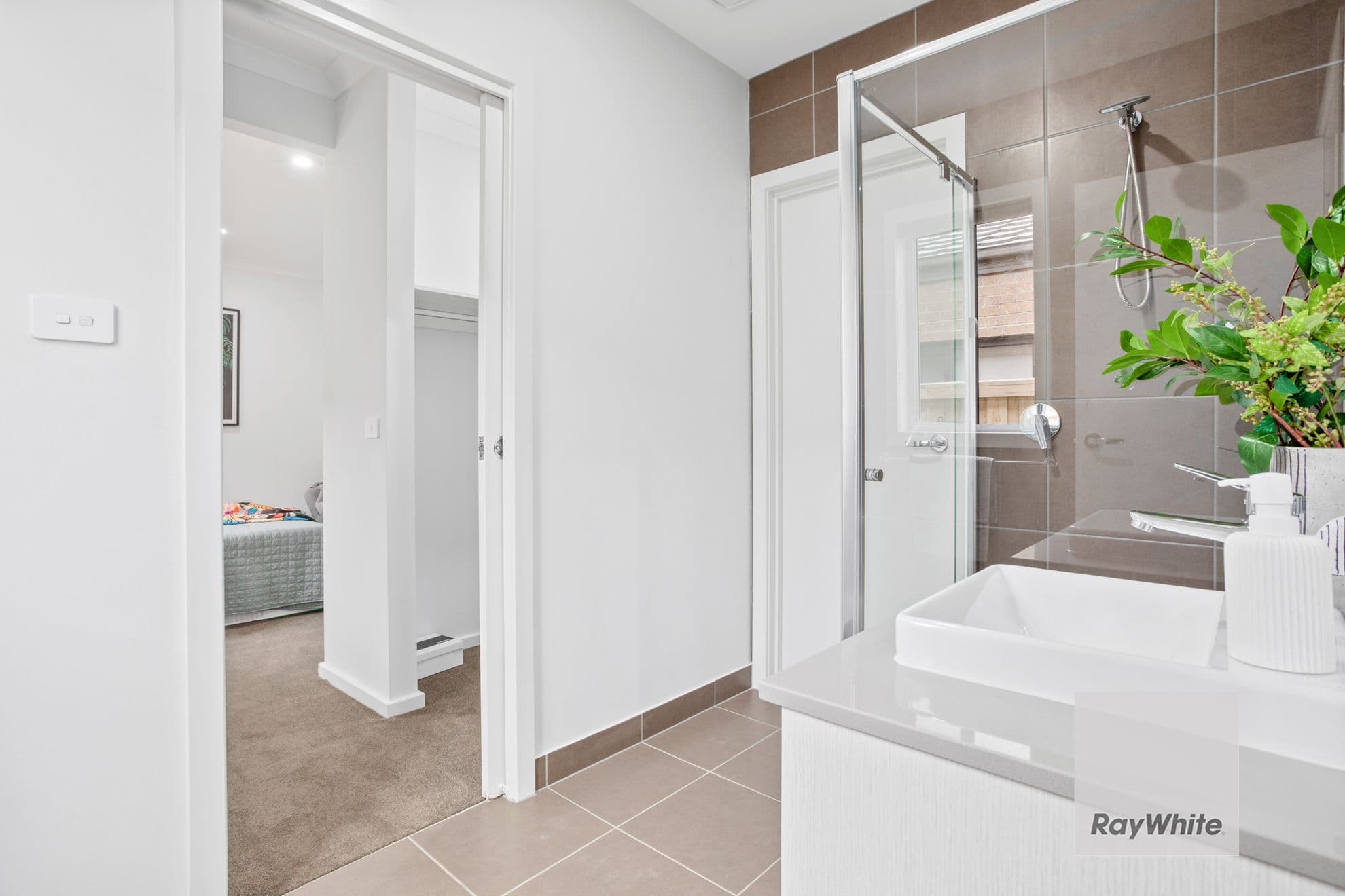 40 Waterfern Street, FRASER RISE VIC 3336, Fraser Rise - Thumbnail 8