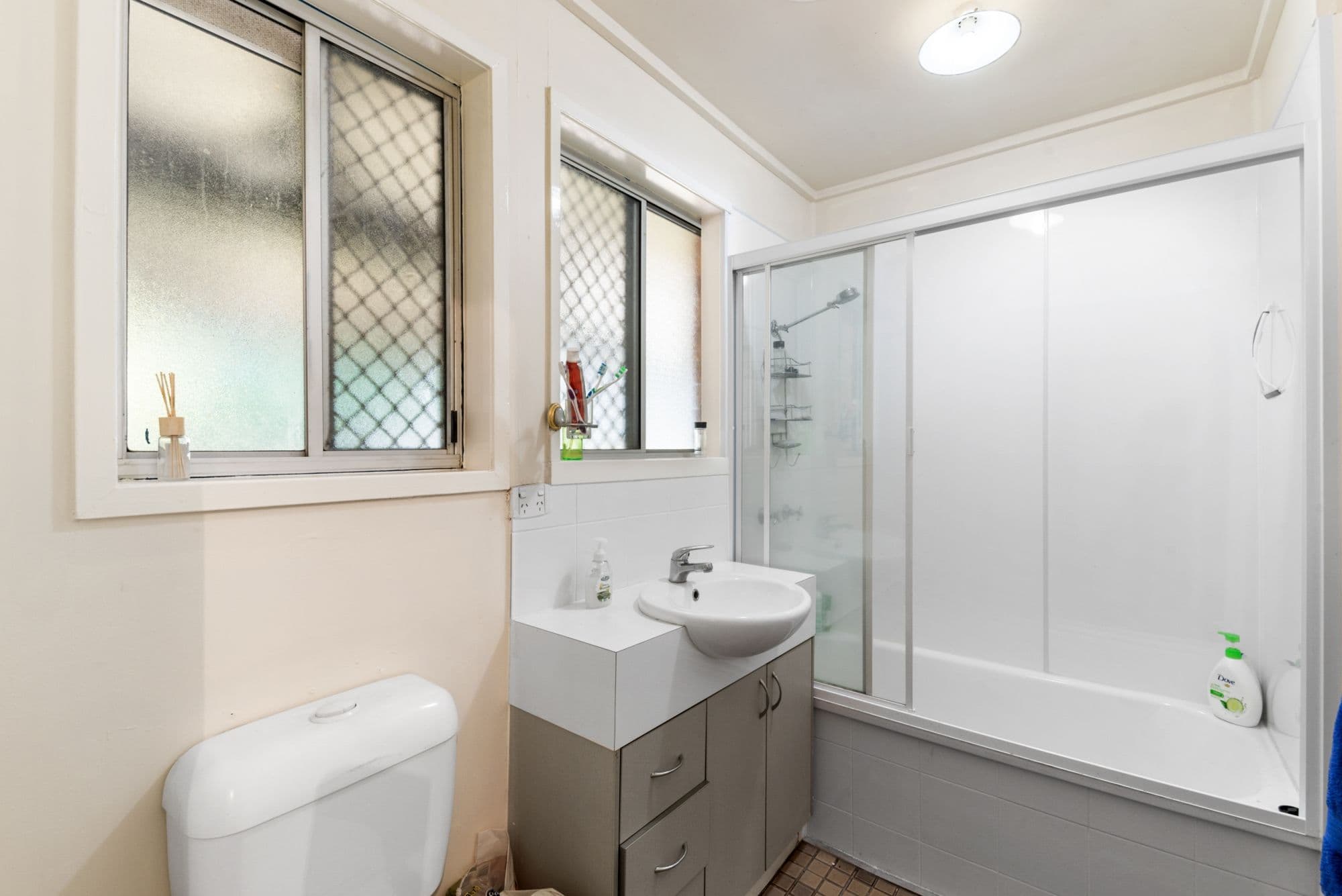 22 Fredan Road, Deception Bay QLD 4508, Deception Bay - Thumbnail 3