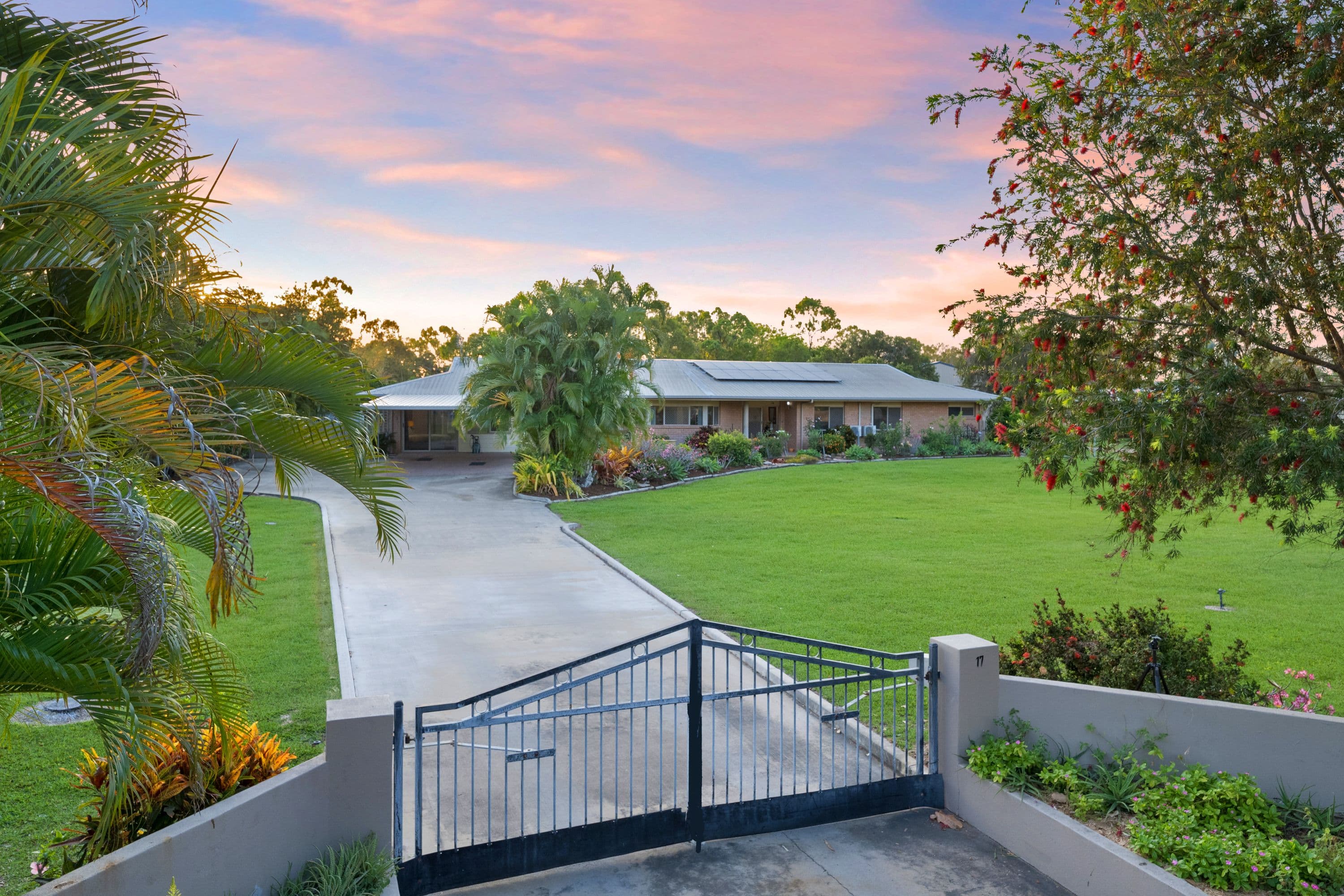 17 Golf Links Drive, Kirwan QLD 4817, Kirwan - Thumbnail 2