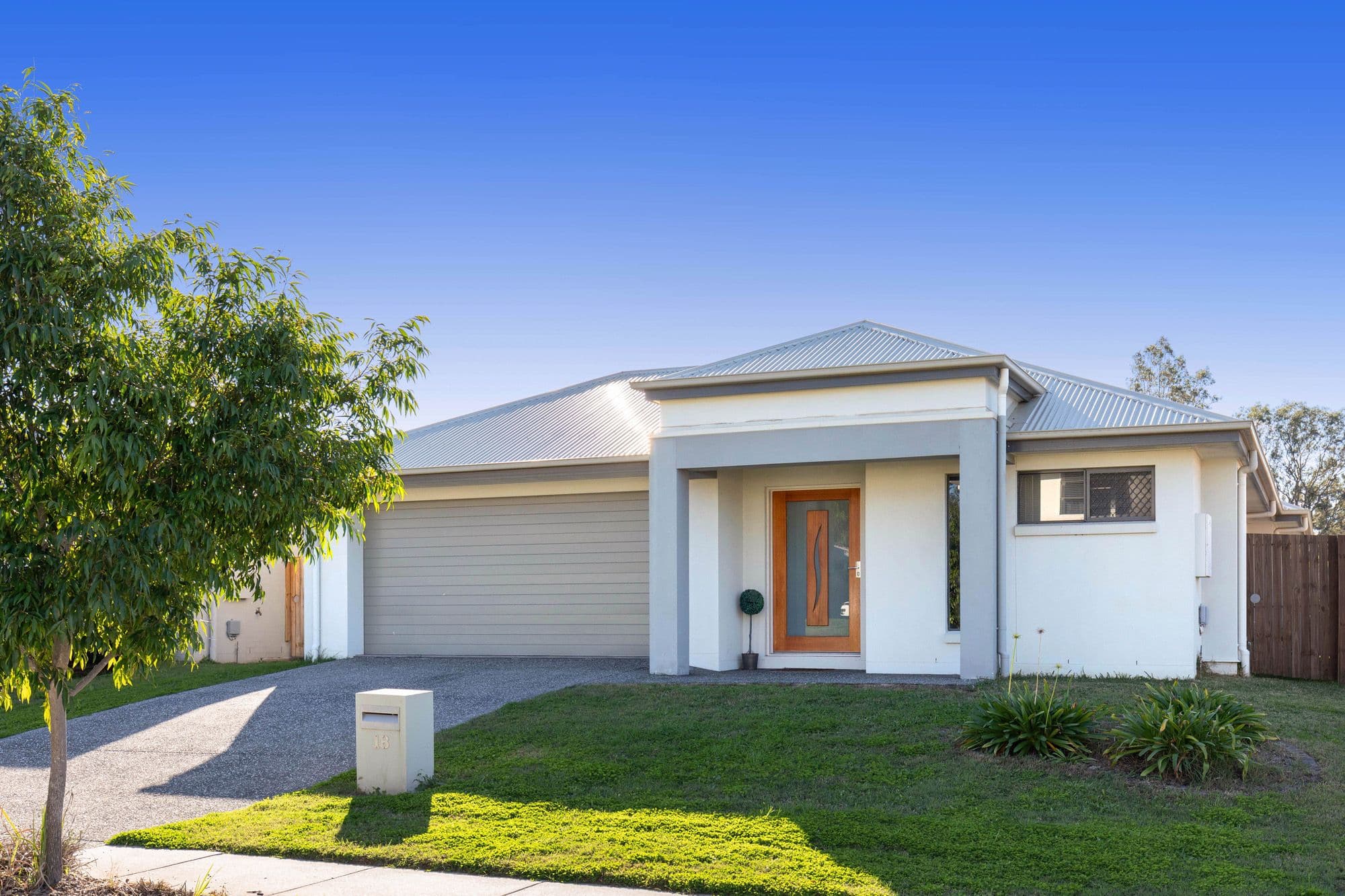 18 Pamphlett Street, Oxley QLD 4075, Oxley - Image 1