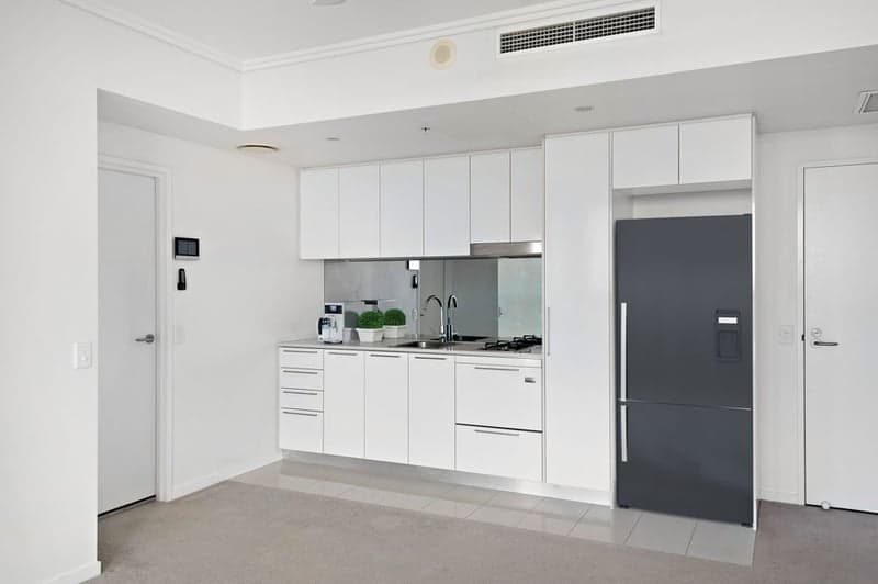 8 Harbour Road, Hamilton - Thumbnail 2