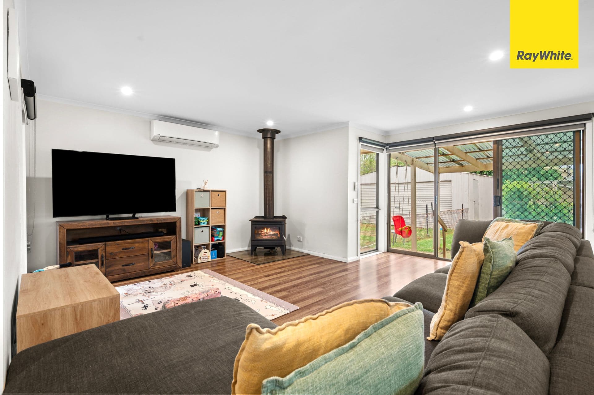 52 Grace Street, Melton South VIC 3338, Melton South - Thumbnail 8