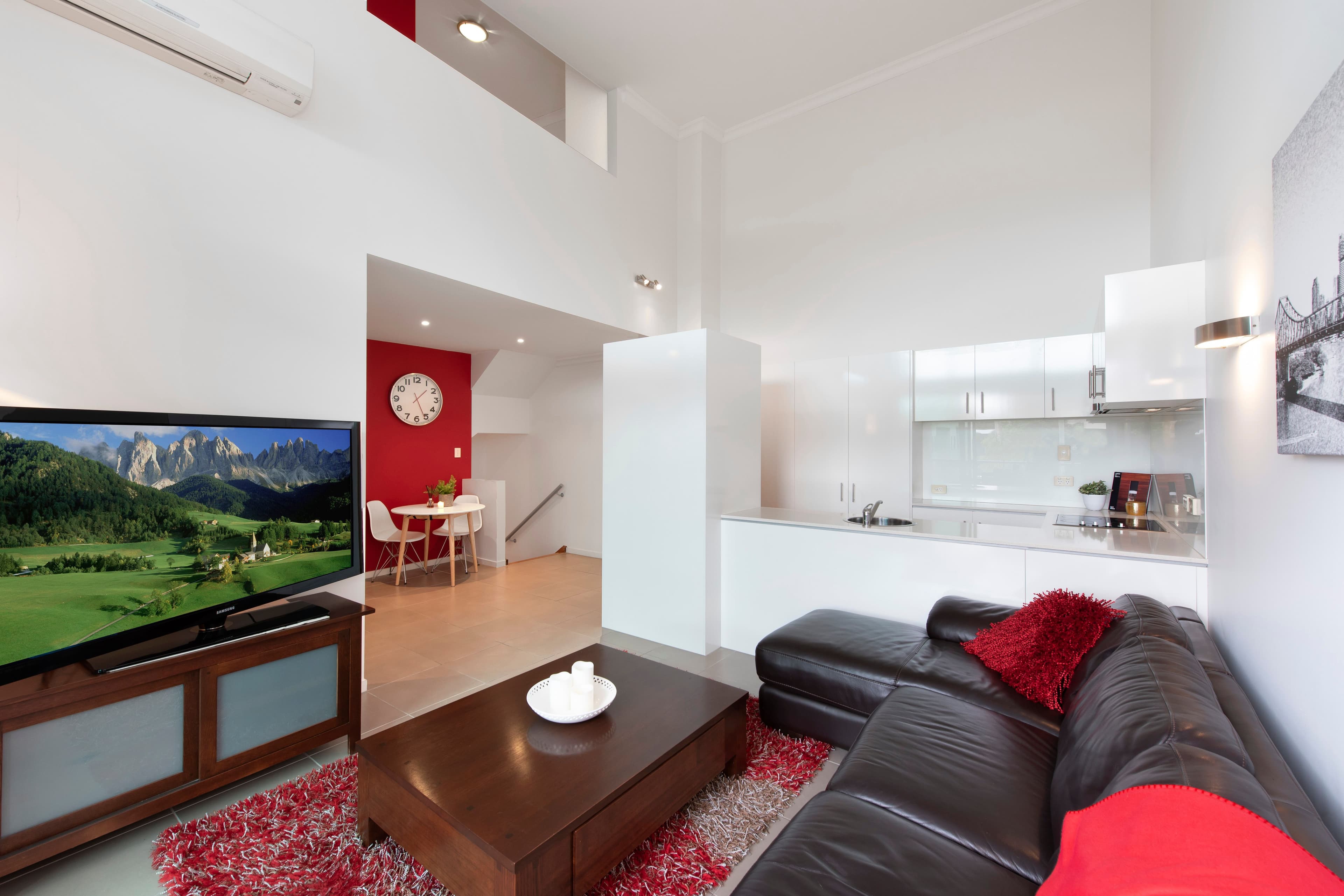 54 Shetland Street, Morningside QLD 4170, Morningside - Thumbnail 2