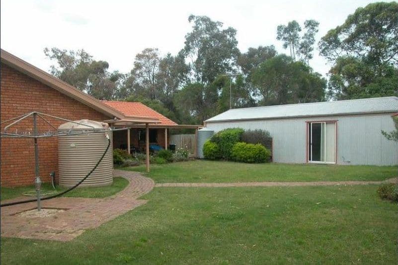 42 McLeans Road, Little River VIC 3211, Little River - Thumbnail 3