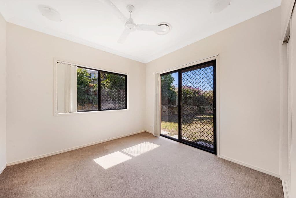 22 Nicklaus Parade, North Lakes QLD 4509, North Lakes - Thumbnail 8