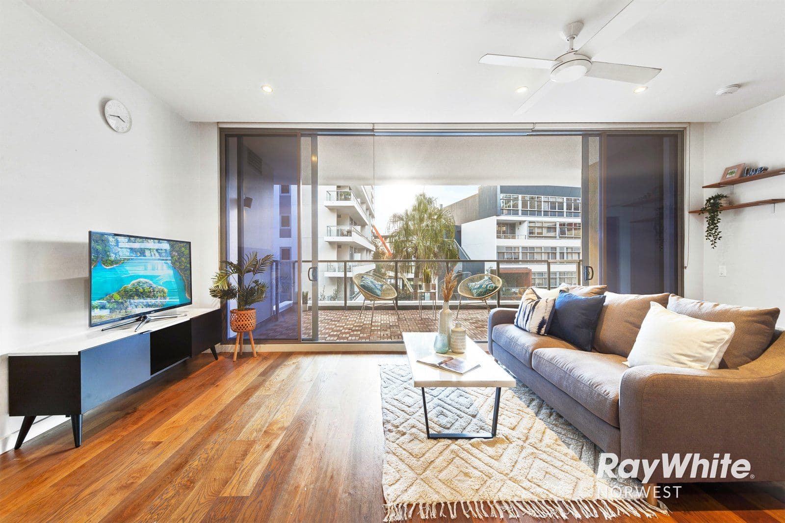 834 Bourke Street, Waterloo NSW 2017, Waterloo - Thumbnail 2