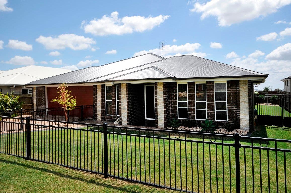 9 Schneider Court, MIDDLE RIDGE QLD 4350, Middle Ridge - Image 1