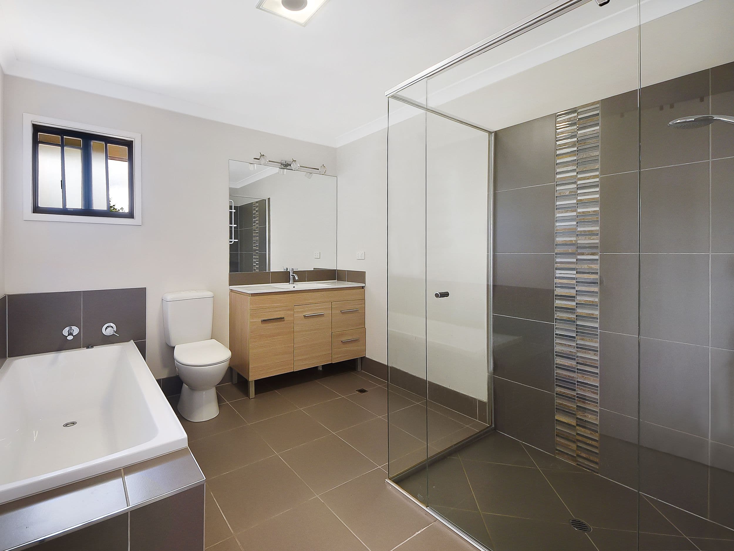 5 Jocasta Street, Eatons Hill QLD 4037, Eatons Hill - Thumbnail 4
