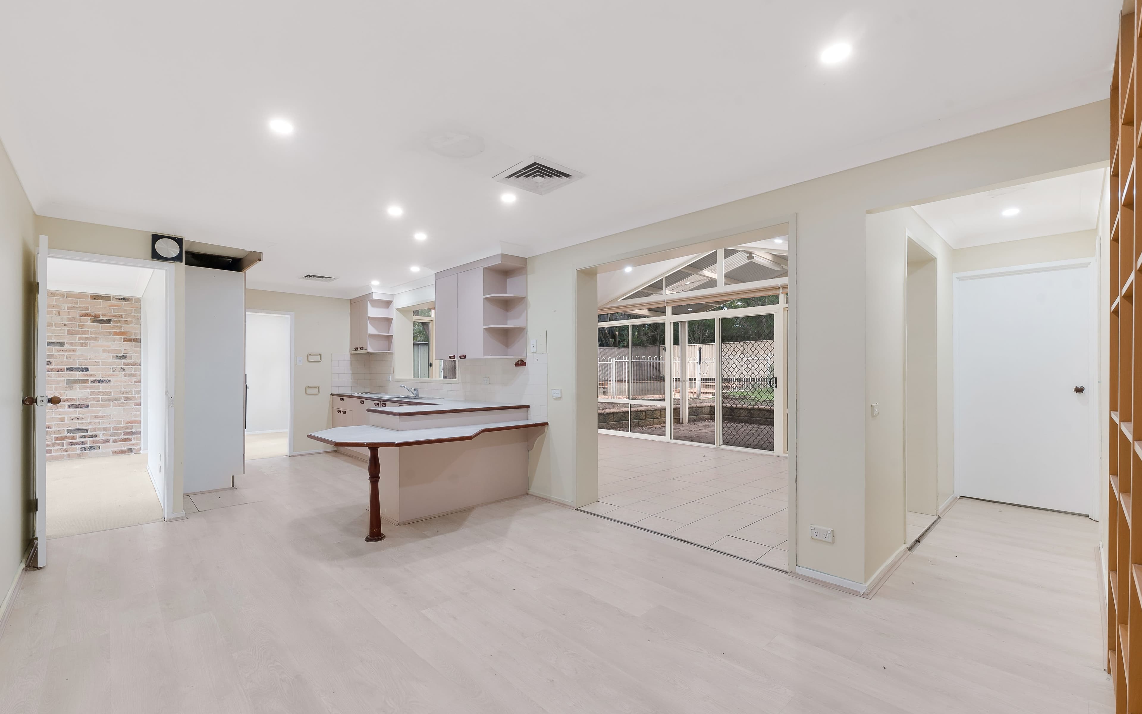 3 Drumalbyn Street, Ingleburn NSW 2565, Ingleburn - Thumbnail 5