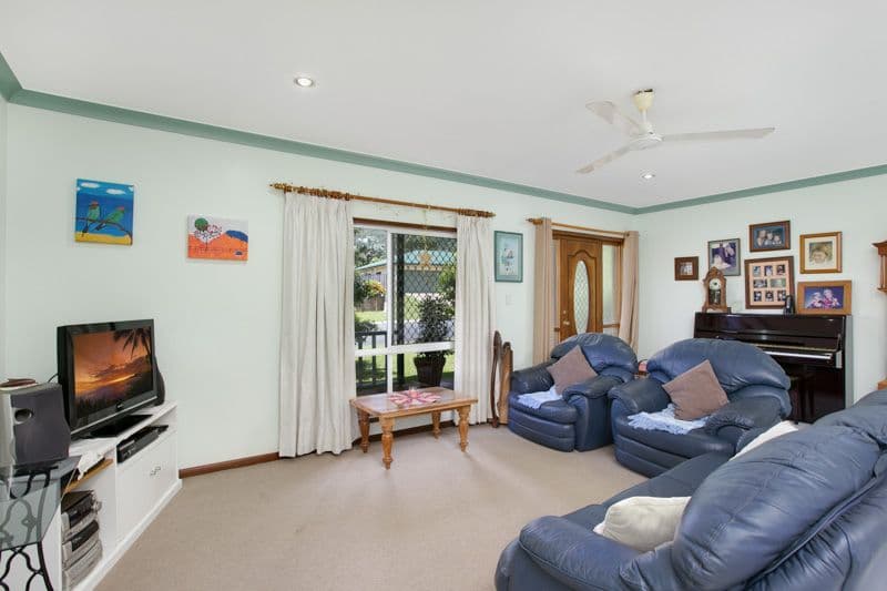 2 Snapper Close, MOUNT SHERIDAN QLD 4868, Mount Sheridan - Thumbnail 4
