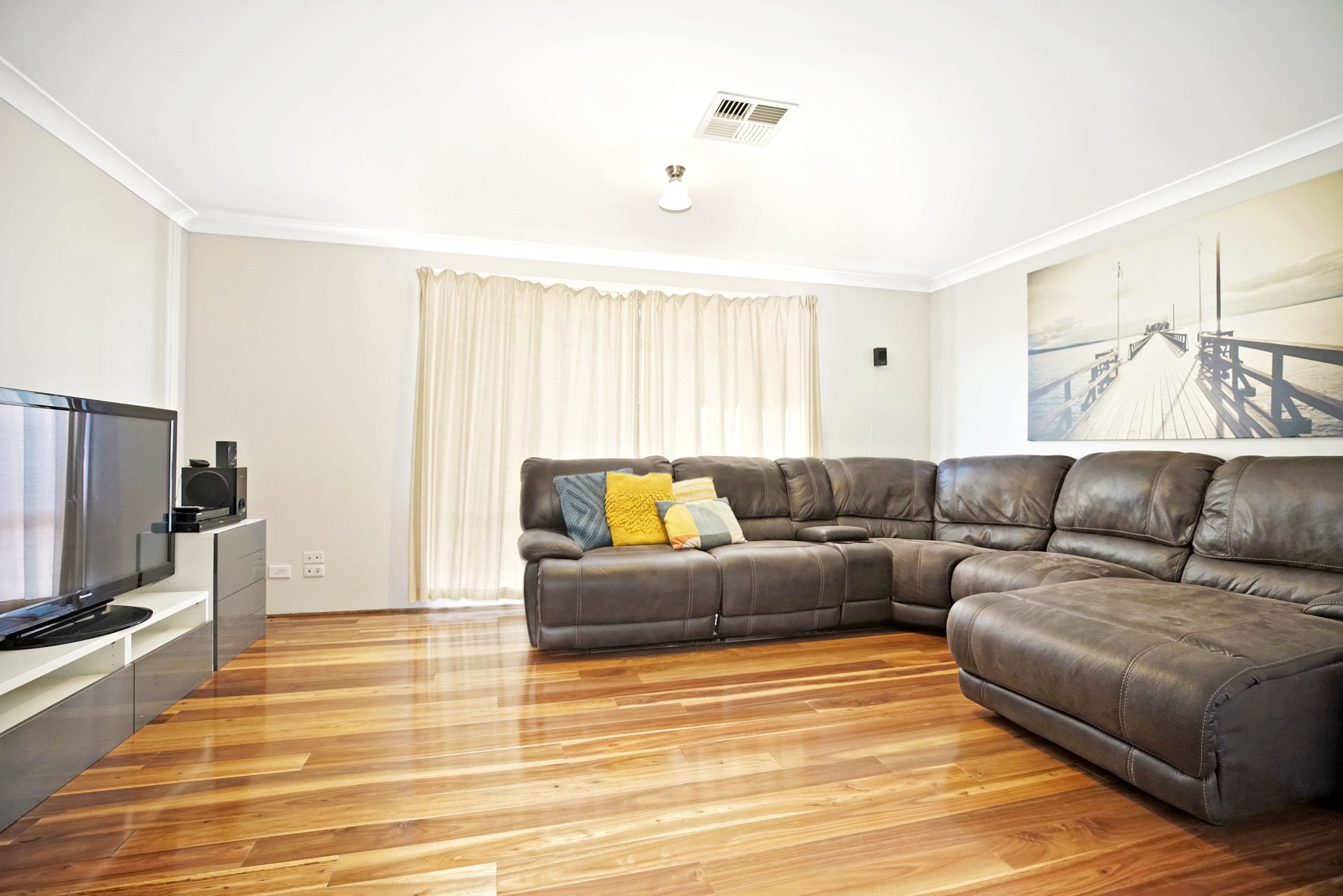 7 Kuraji Close, Glenmore Park - Thumbnail 2