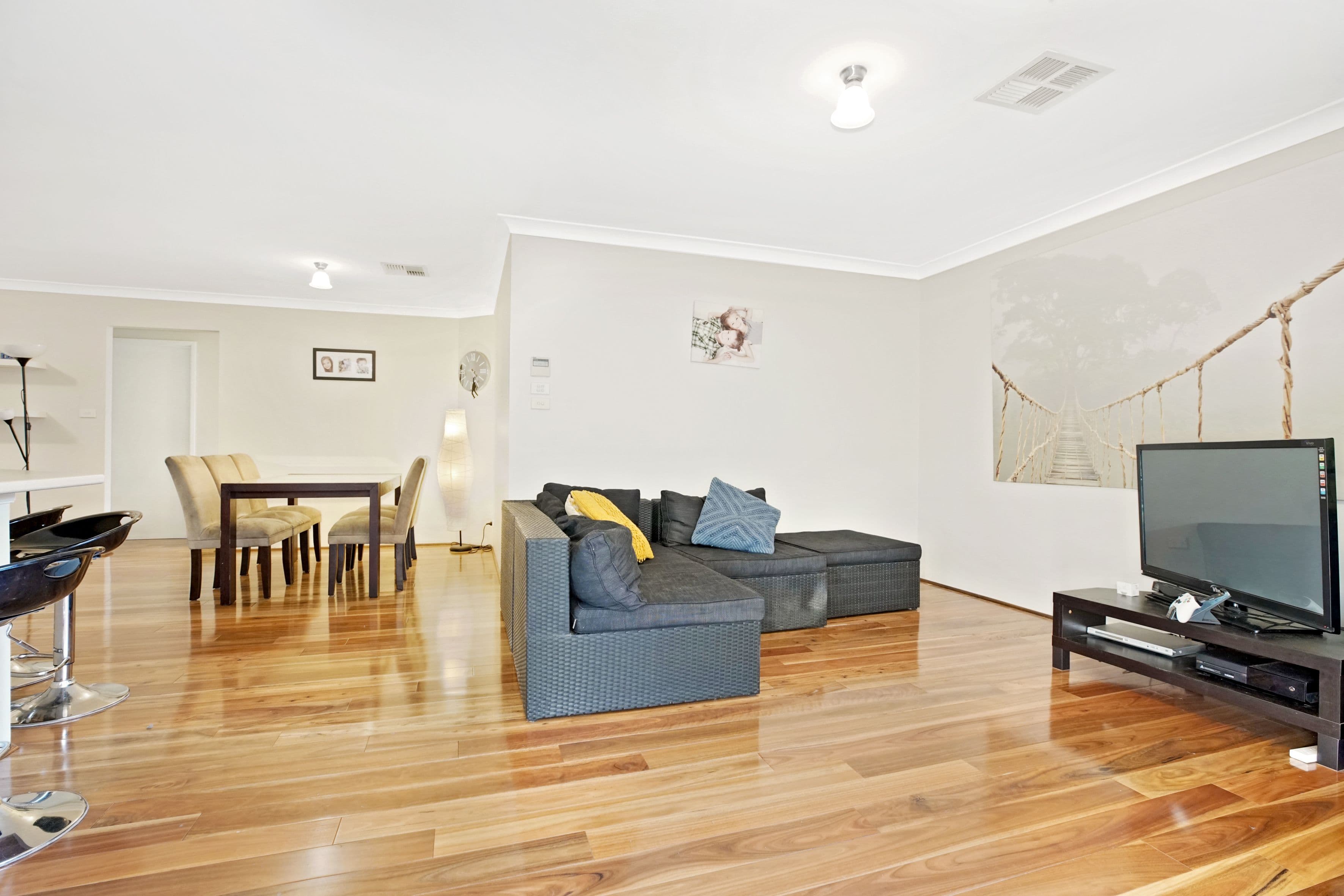 7 Kuraji Close, Glenmore Park - Thumbnail 3