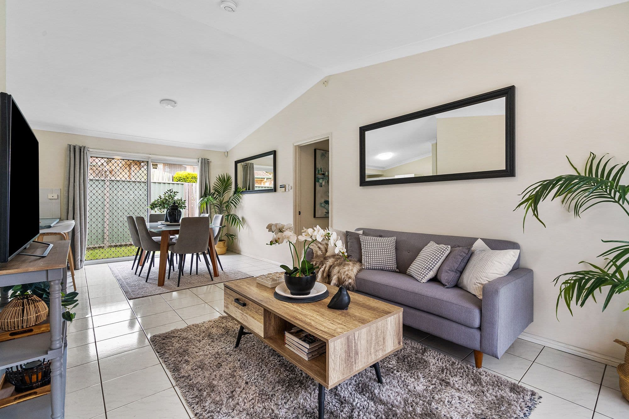 24 Hurlstone Street, Wishart QLD 4122, Wishart - Thumbnail 4