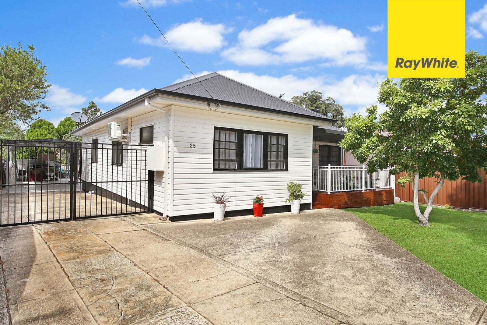 25 Hannans Road, Riverwood - Image 1