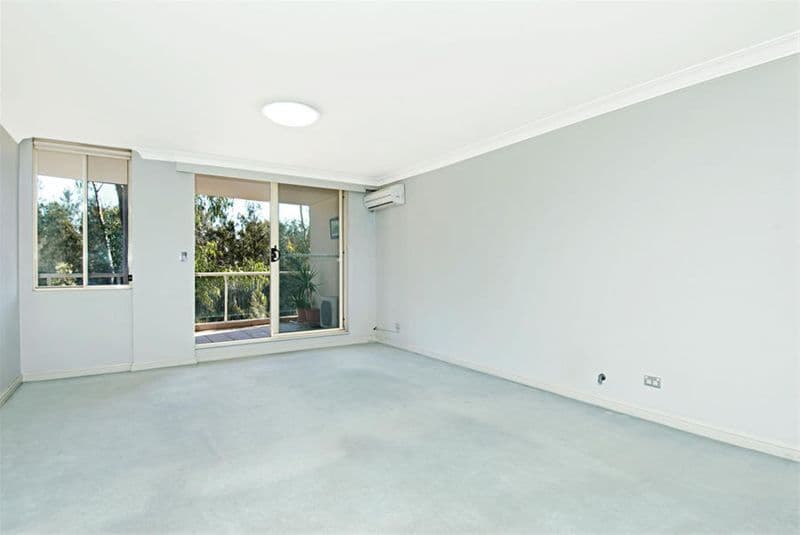 4 Wentworth Drive, LIBERTY GROVE NSW 2138, Liberty Grove - Image 1