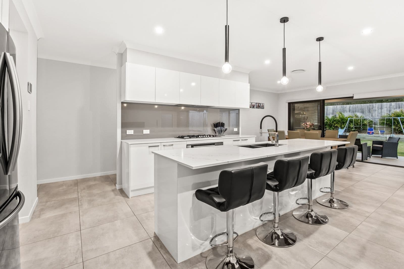 21 Christina Drive, Coomera Waters QLD 4209, Coomera - Thumbnail 7