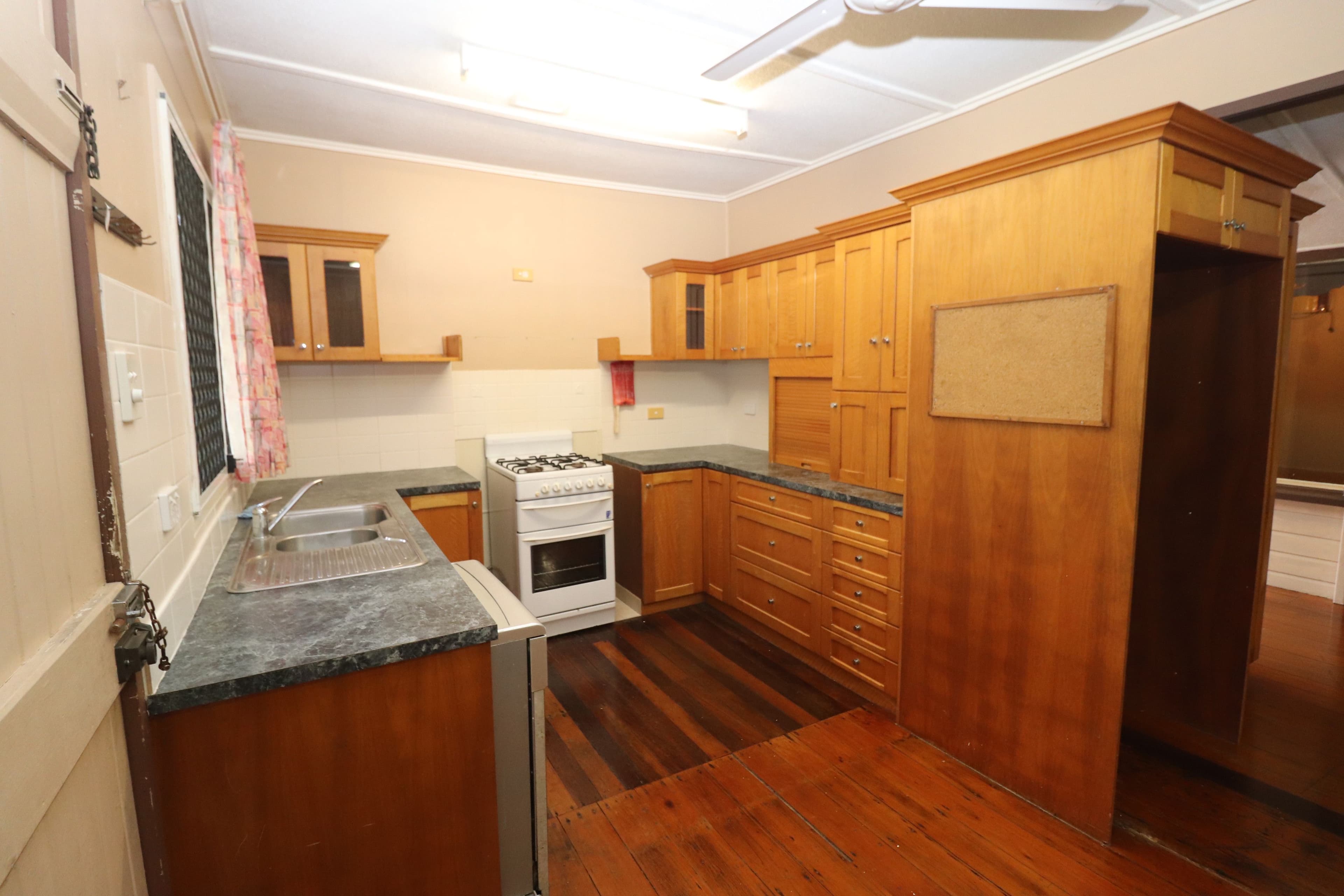 9 Francis Street, Ingham QLD 4850, Ingham - Thumbnail 3