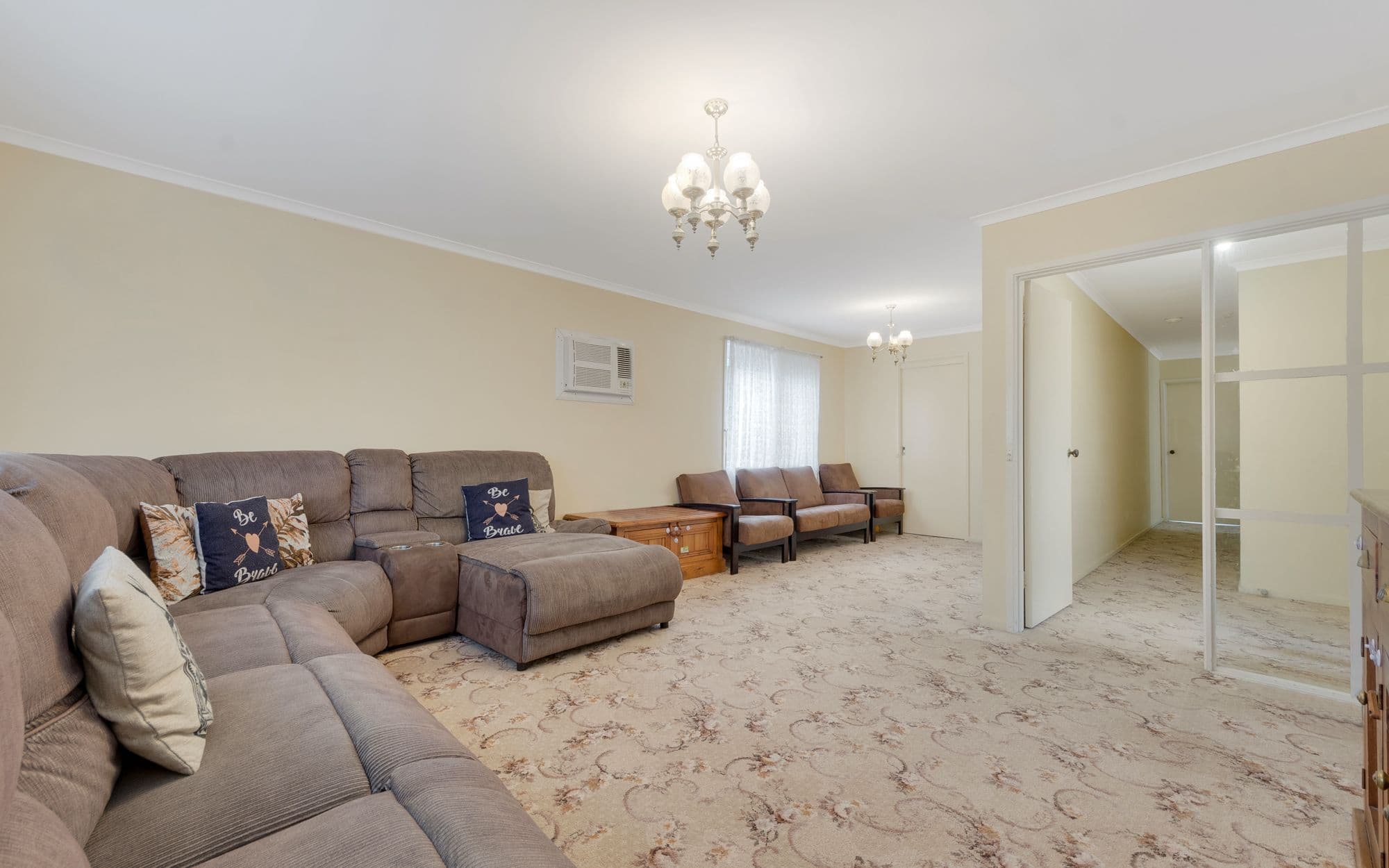 10 Richmond Crescent, Campbelltown NSW 2560, Campbelltown - Thumbnail 3