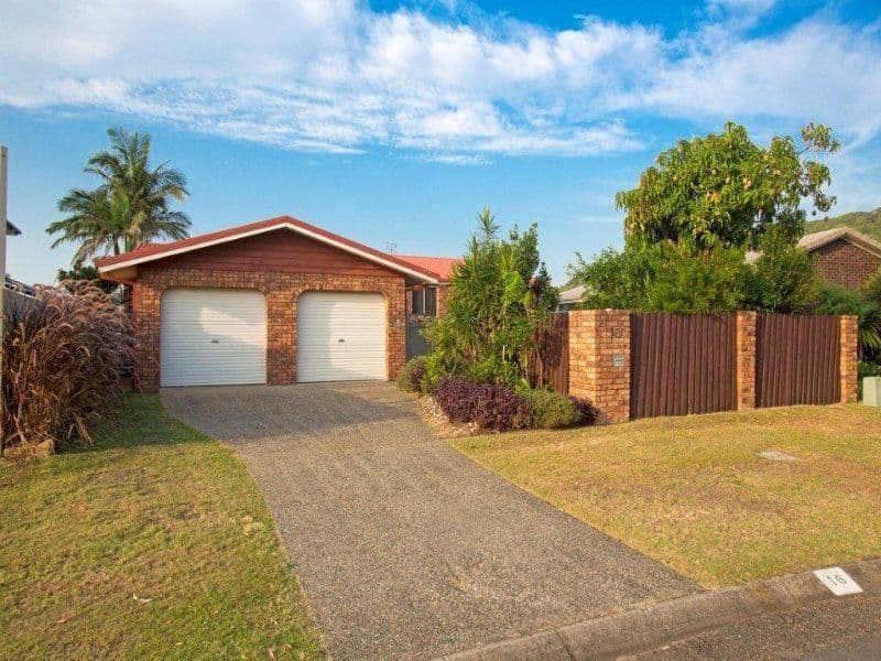 16 Bosun Boulevard, BANORA POINT NSW 2486, Banora Point - Thumbnail 2