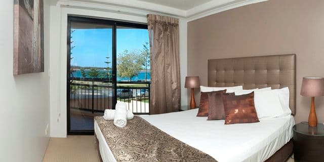 454 MARINE Parade, Biggera Waters QLD 4216, Biggera Waters - Thumbnail 3