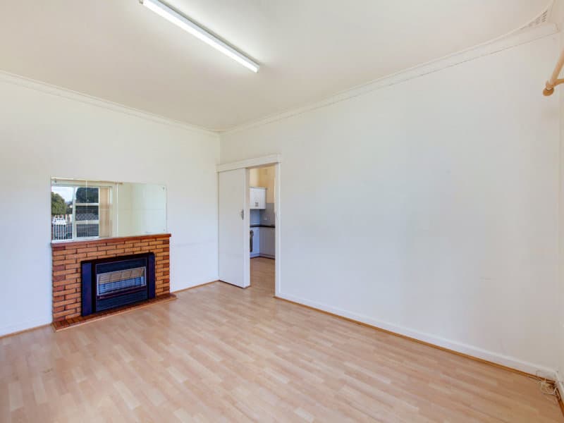 18 Johnstone Road, Oaklands Park - Thumbnail 3