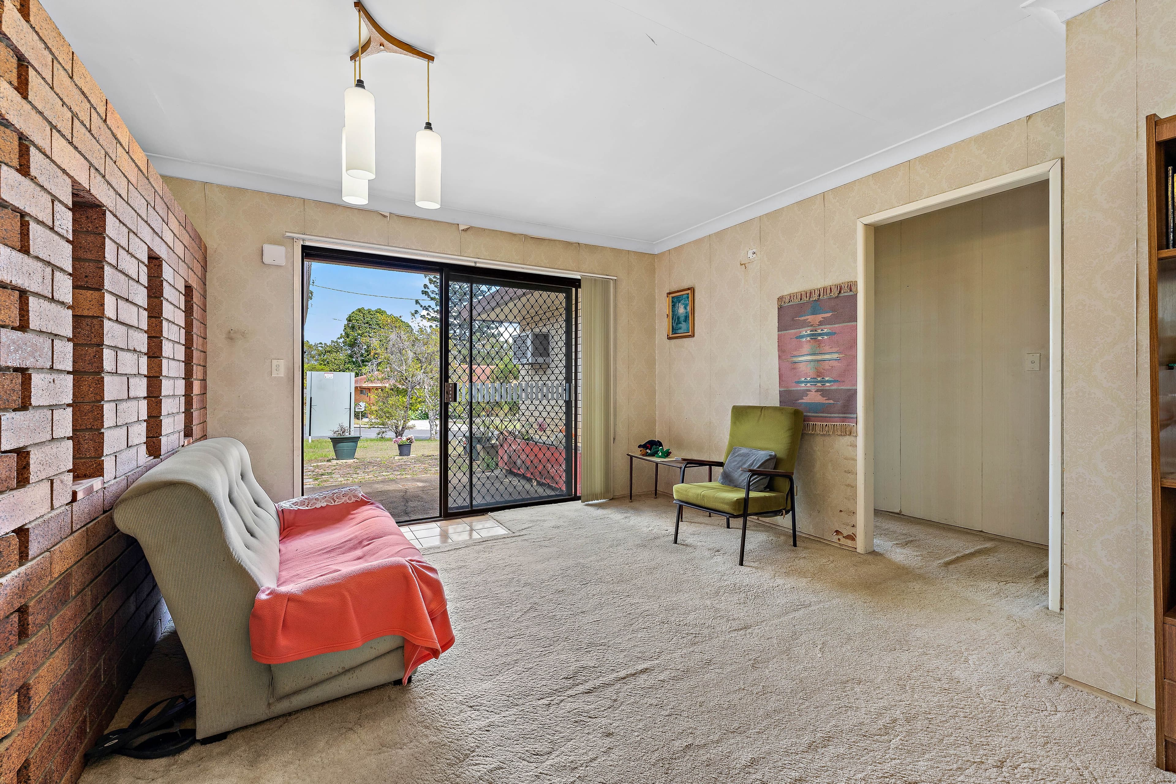 17 Walbrook Avenue, Springwood QLD 4127, Springwood - Thumbnail 2