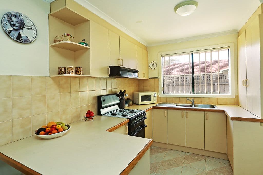 18 Jasmine Street, Bell Park VIC 3215, Bell Park - Thumbnail 3