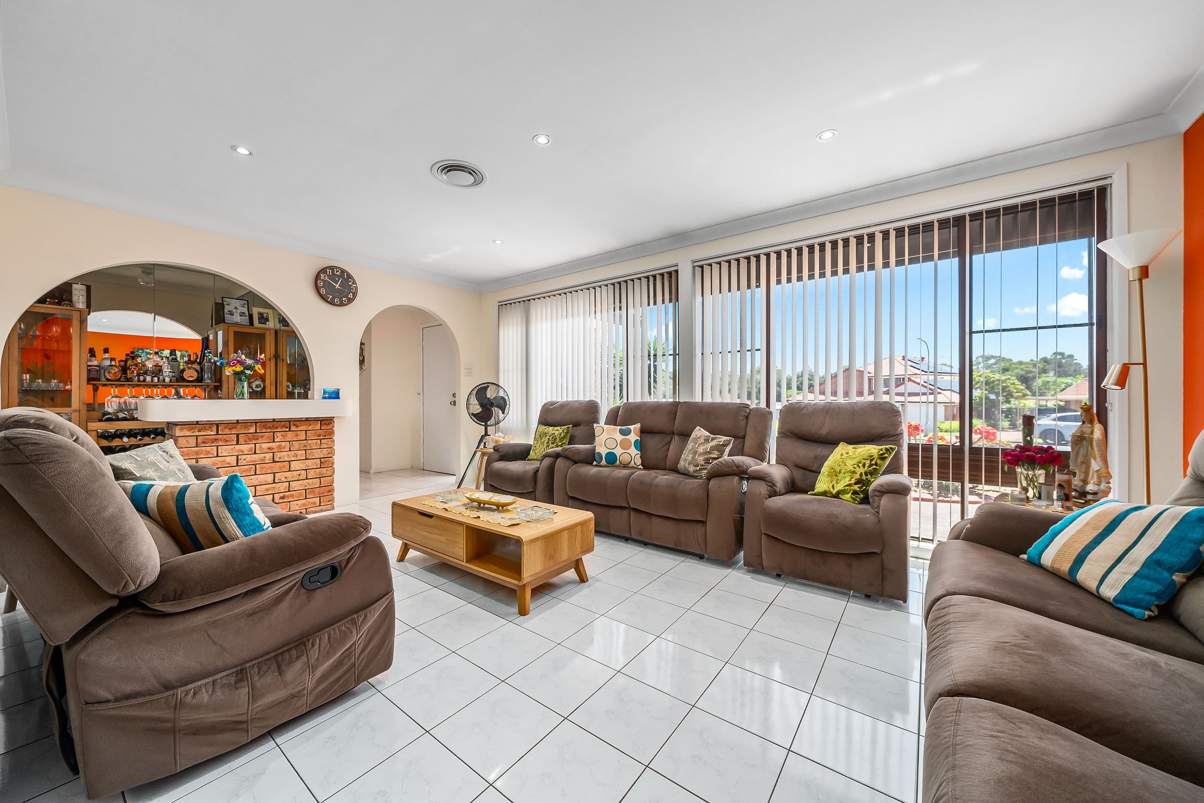 6 Tolley Place, Edensor Park NSW 2176, Edensor Park - Thumbnail 2