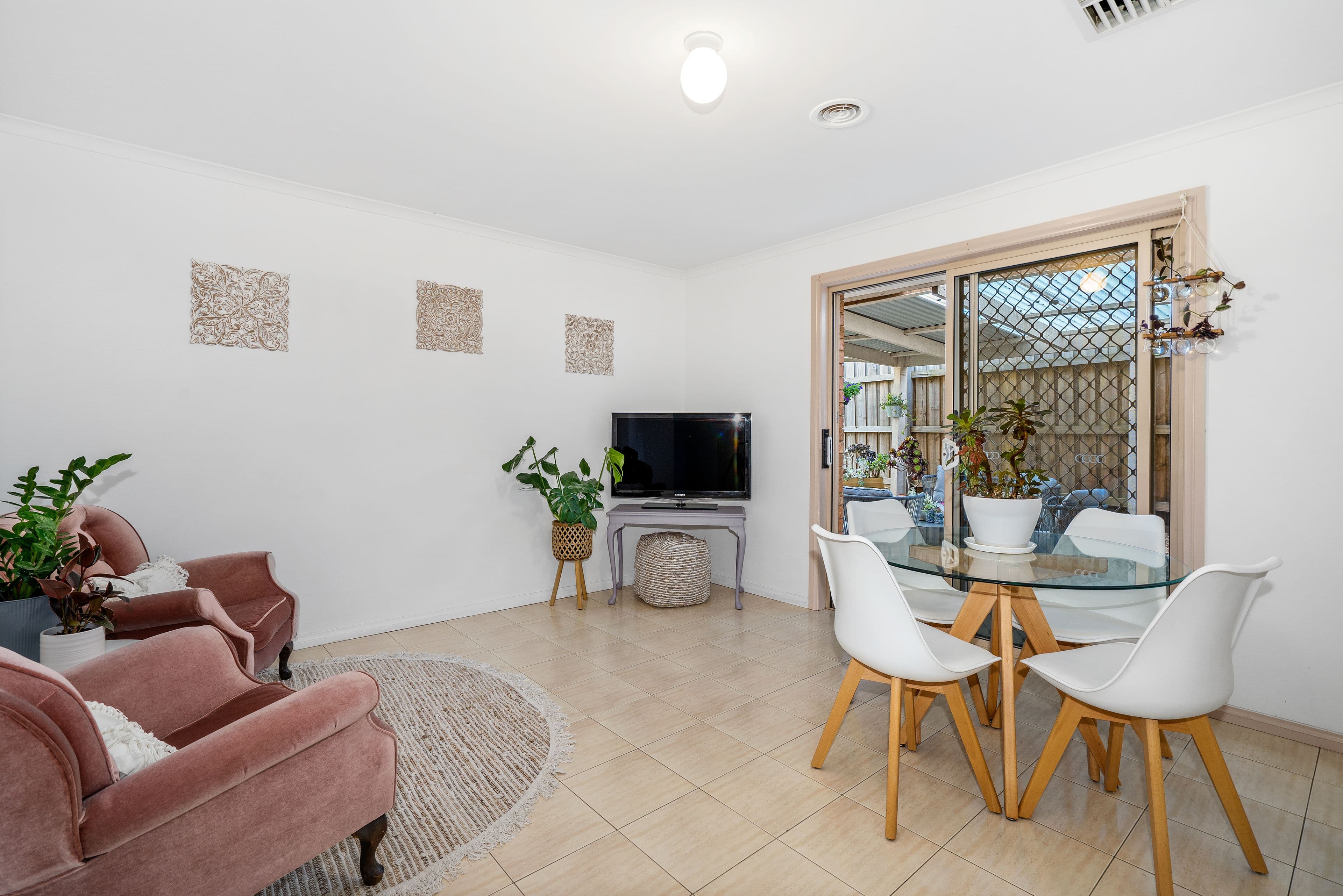 5 Vines Court, Mill Park VIC 3082, Mill Park - Thumbnail 8