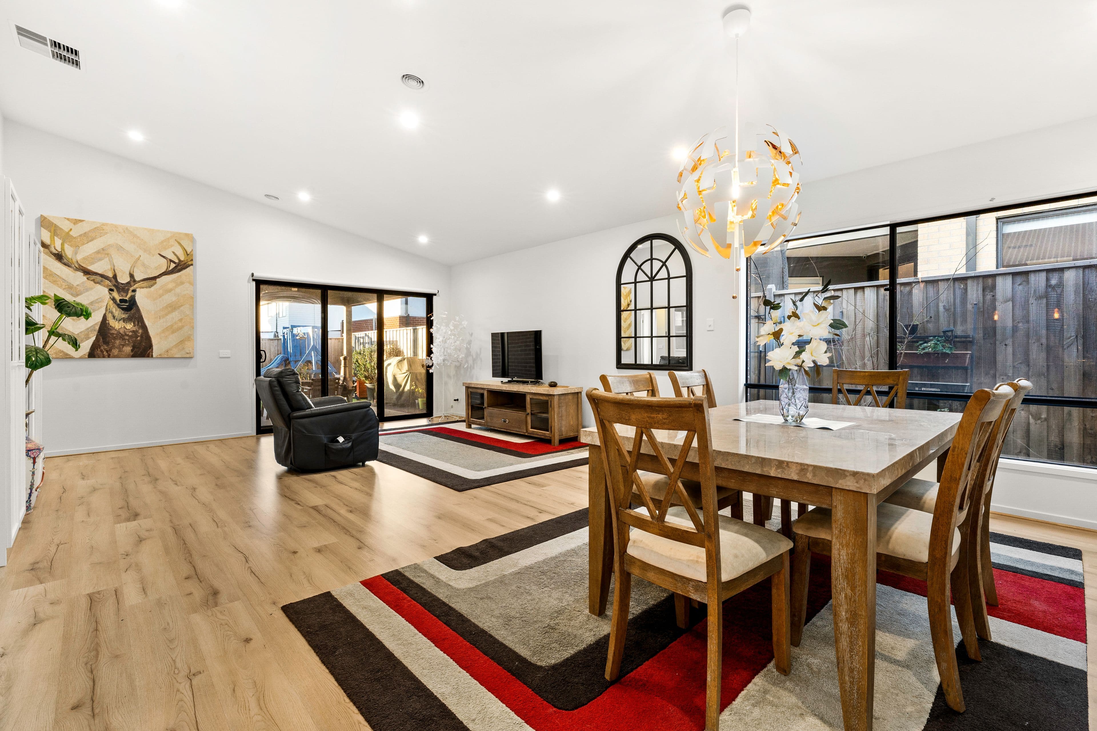 37 Barley Crescent, Clyde North VIC 3978, Clyde North - Thumbnail 3