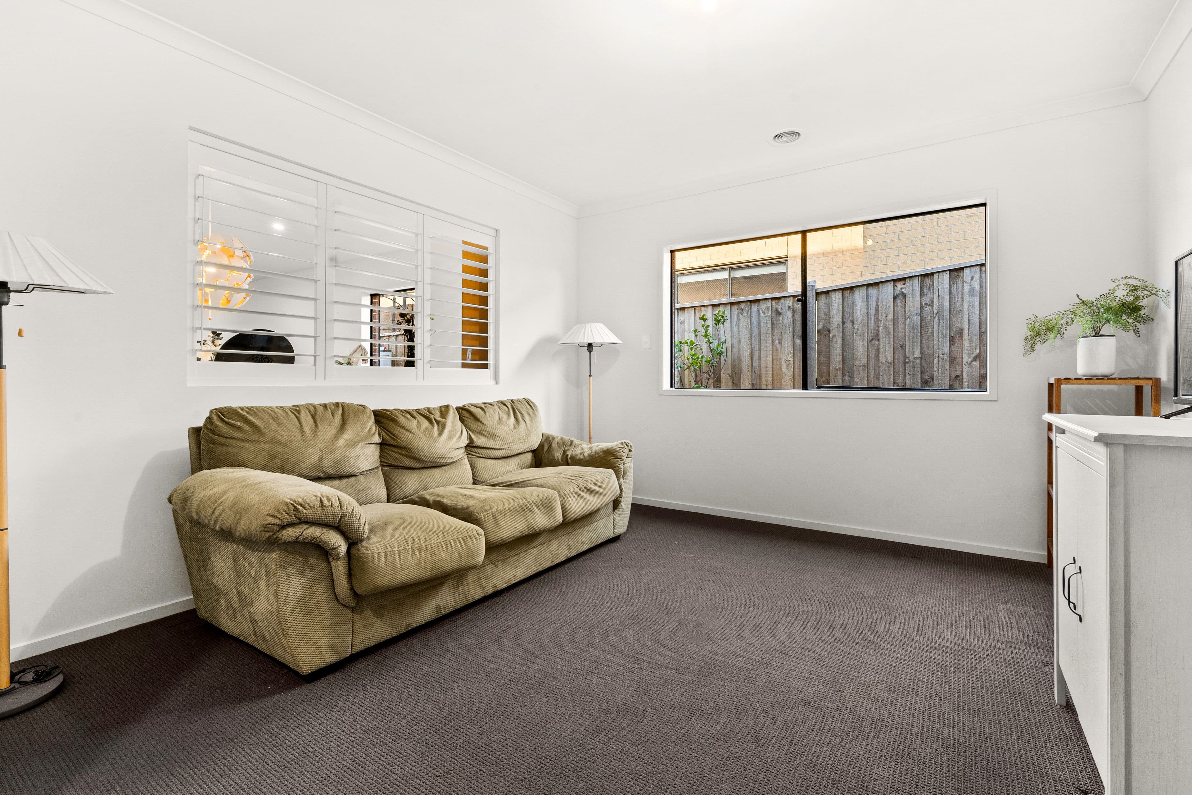 37 Barley Crescent, Clyde North VIC 3978, Clyde North - Thumbnail 5