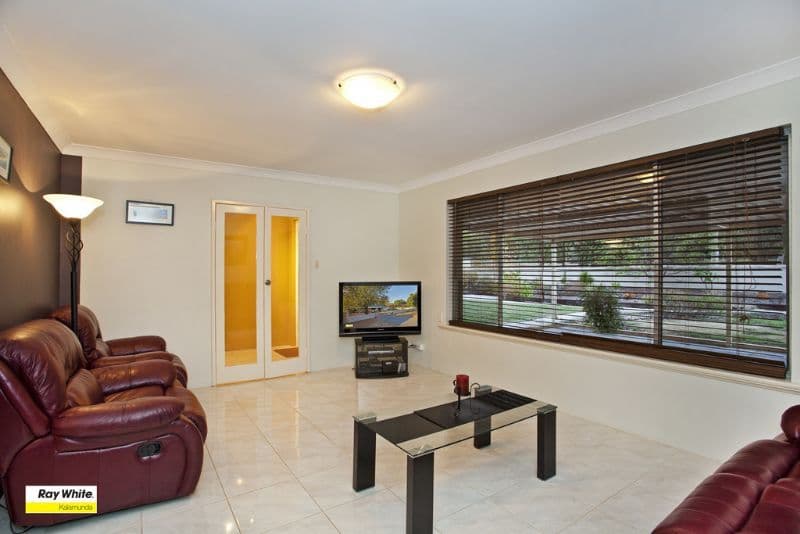 226 Kalamunda Road, MAIDA VALE WA 6057, Maida Vale - Thumbnail 3