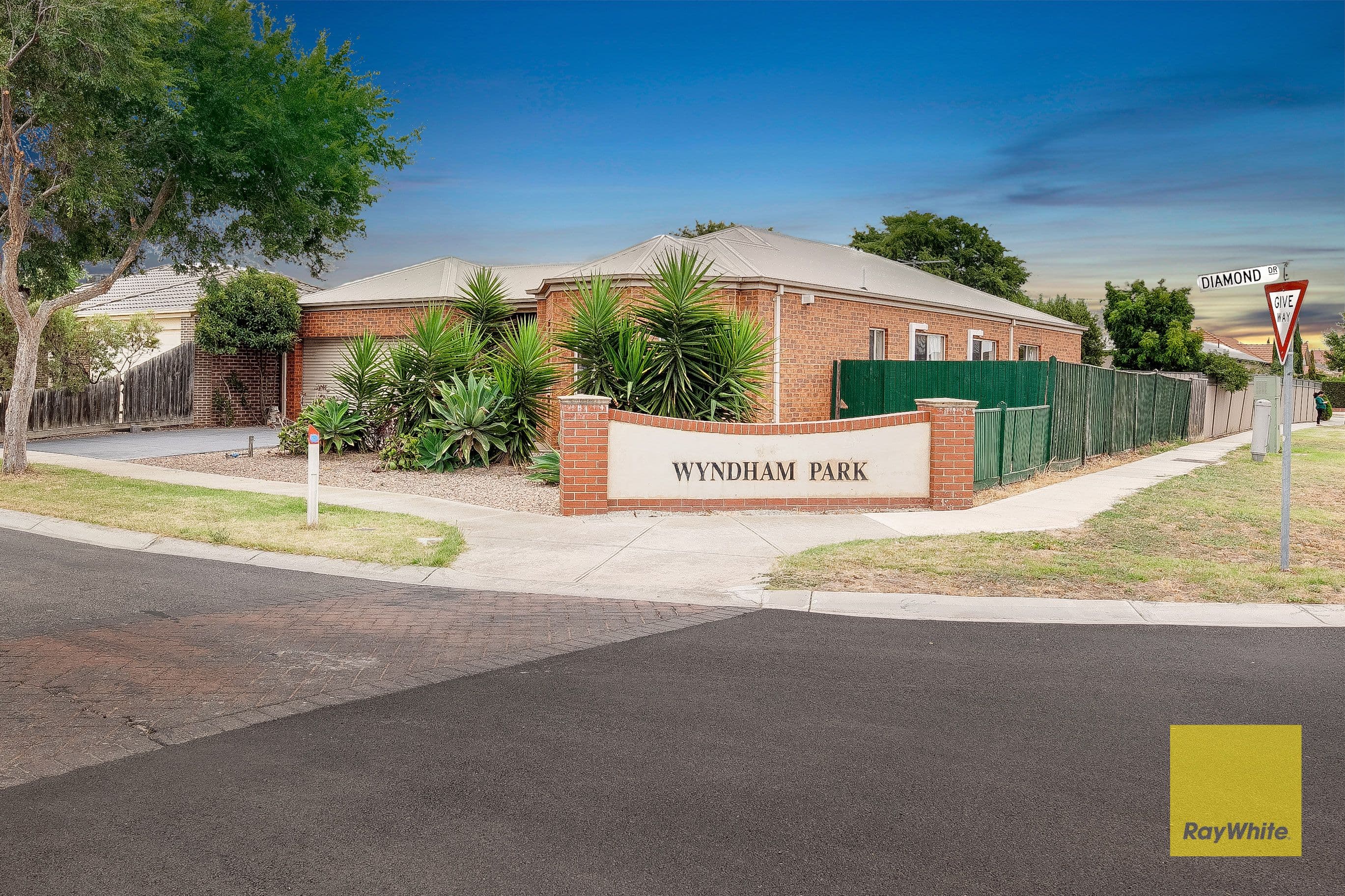 2 Diamond Drive, Werribee VIC 3030, Werribee - Image 1