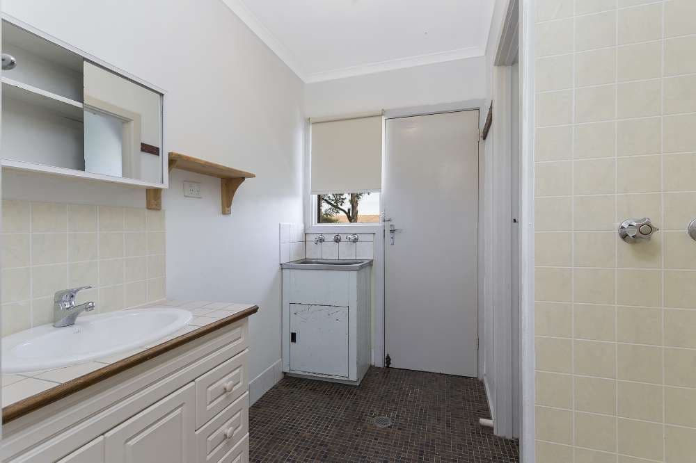 610 Prune Street, Lavington NSW 2641, Lavington - Thumbnail 7