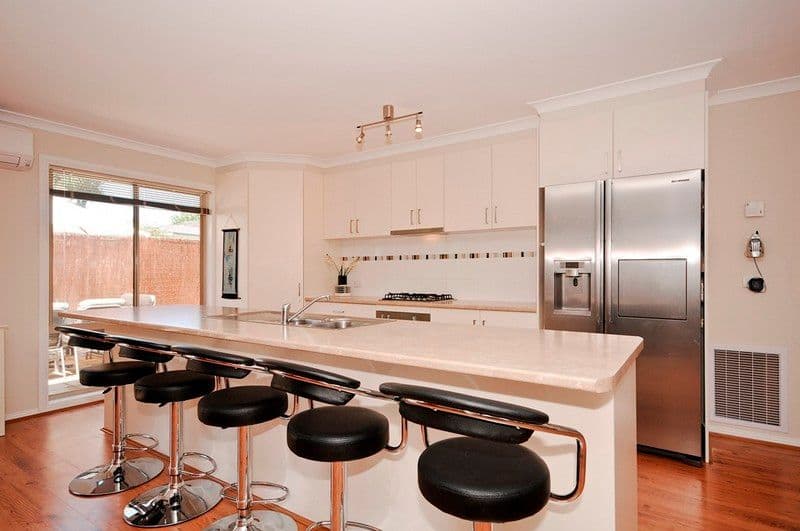 1A Cowley Court, MOOROOLBARK VIC 3138, Mooroolbark - Thumbnail 2