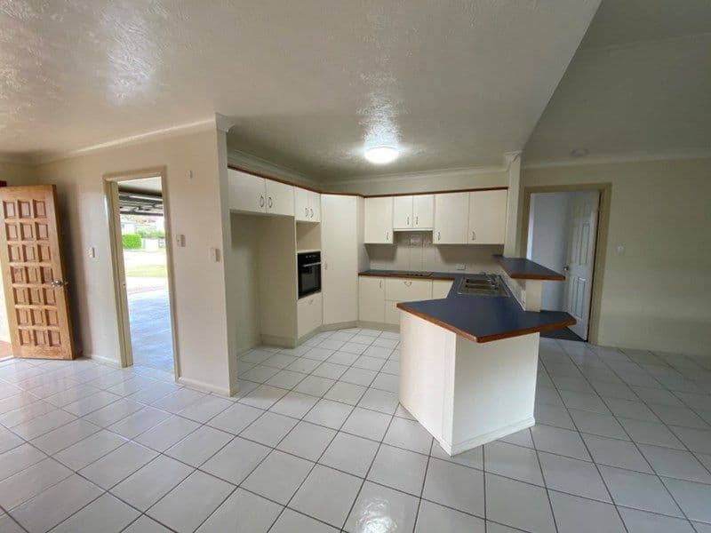 12 Beatrice Street, Aitkenvale QLD 4814, Aitkenvale - Thumbnail 3