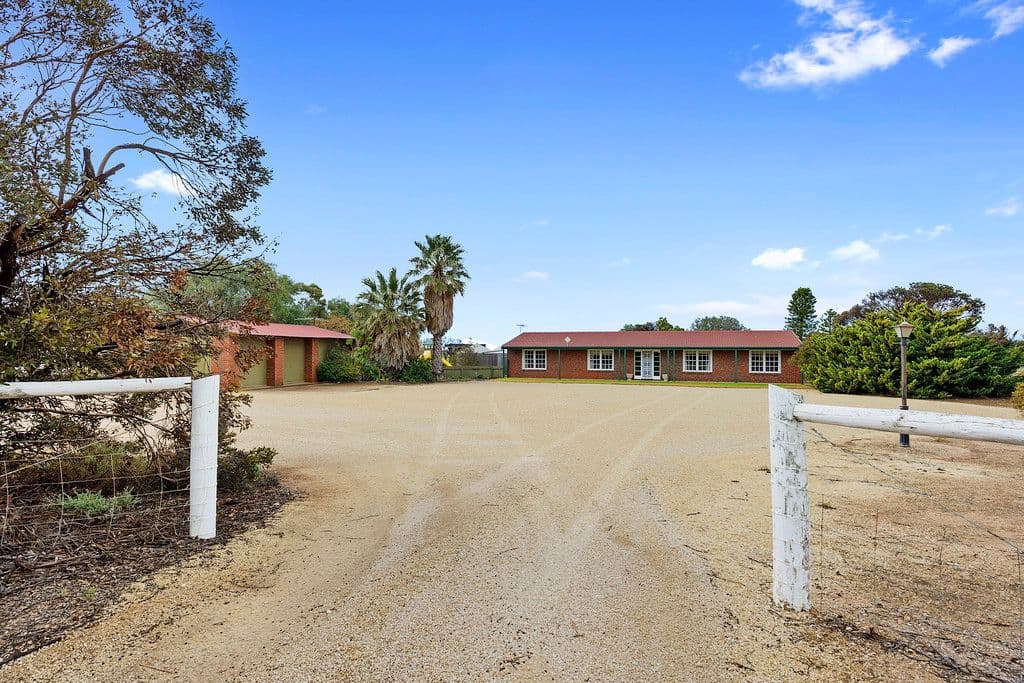 92 Gardner Street, Price SA 5570, Price - Thumbnail 5