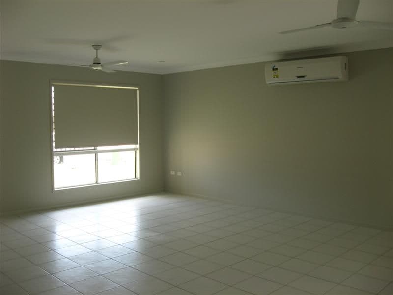 15 Limerick Way, Mount Low QLD 4818, Mount Low - Thumbnail 4