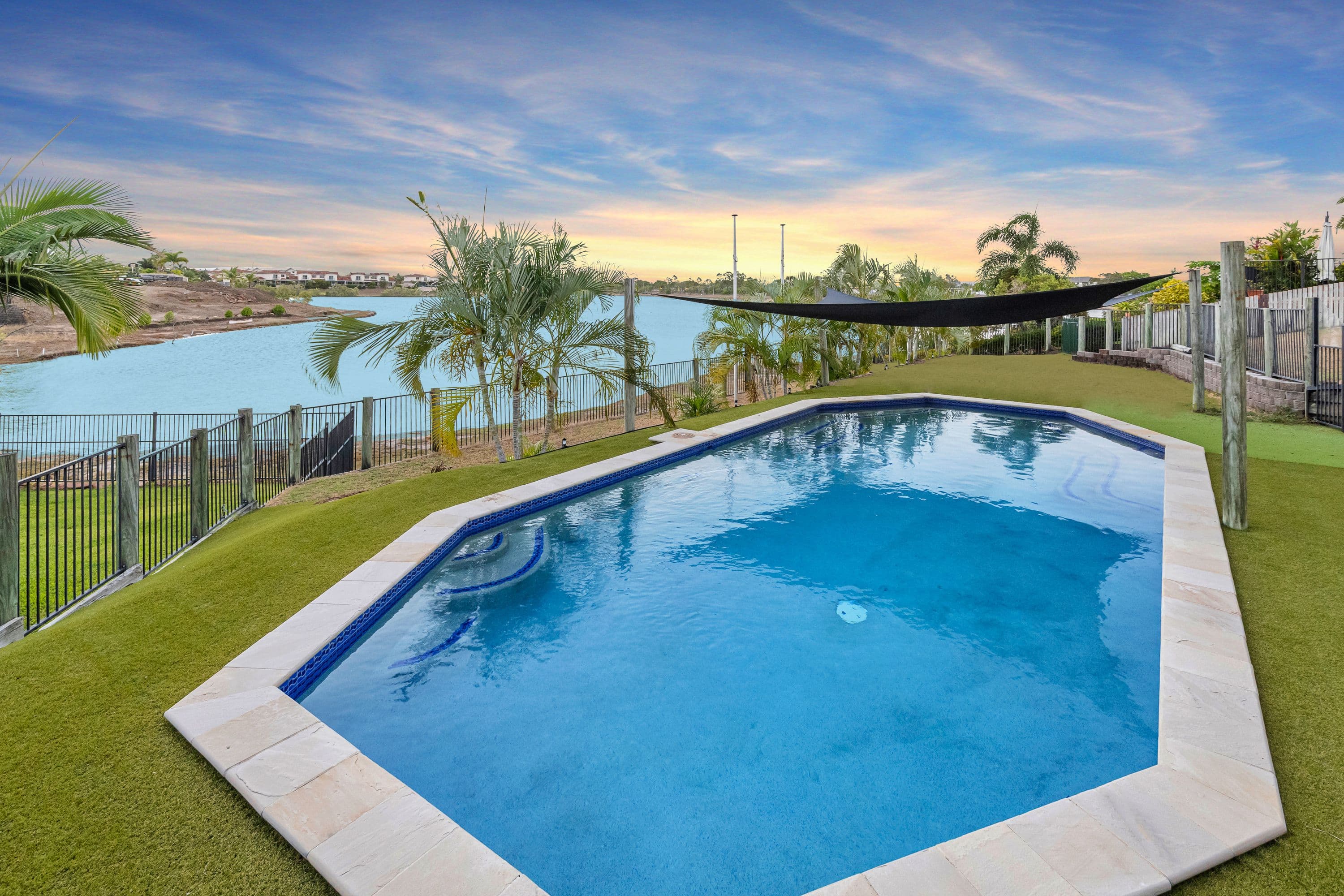 86-88 Martinez Avenue, West End QLD 4810, West End - Thumbnail 3