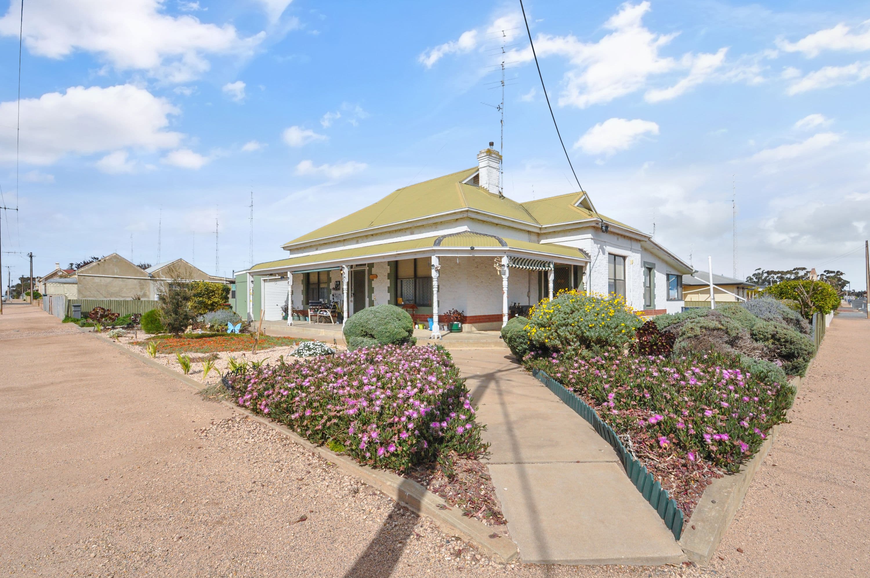 10 Lindsay Terrace, Kadina SA 5554, Kadina - Thumbnail 2