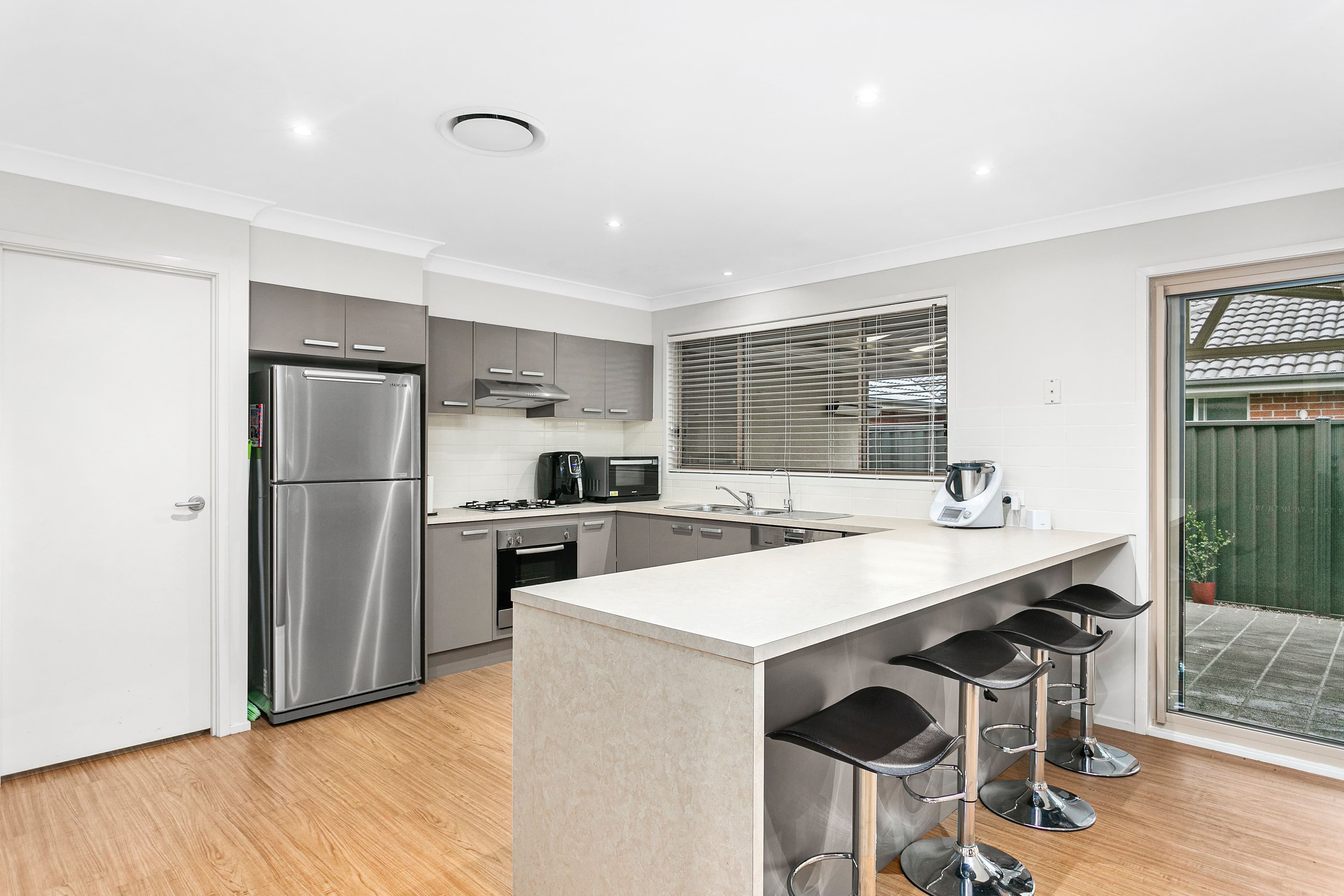 11 Sandy Bay Avenue, Haywards Bay NSW 2530, Haywards Bay - Thumbnail 2