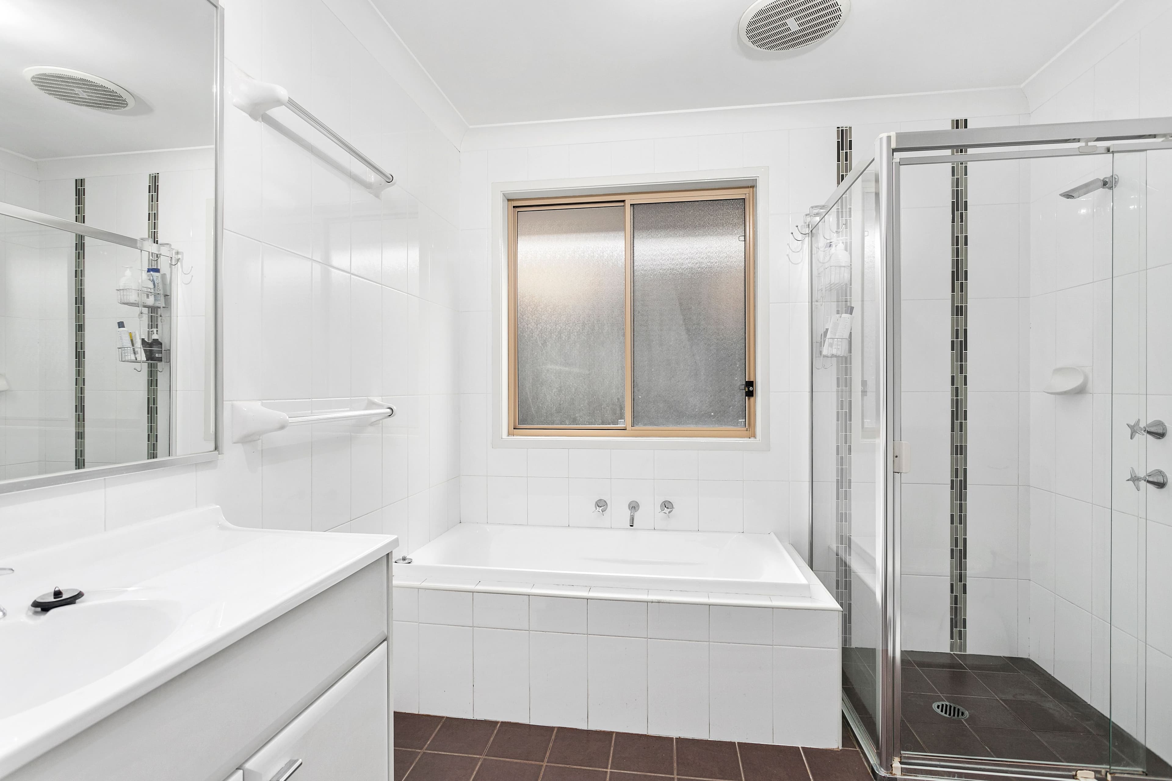 11 Sandy Bay Avenue, Haywards Bay NSW 2530, Haywards Bay - Thumbnail 7